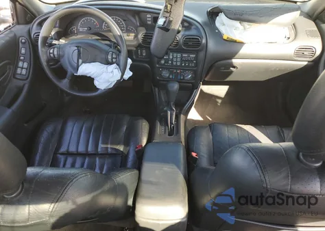 2001 Pontiac Grand Prix Gtp z USA, uszkodzony, nr VIN 1G2WR52111F270053